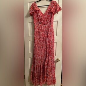 Beautiful dress just in time for spring!